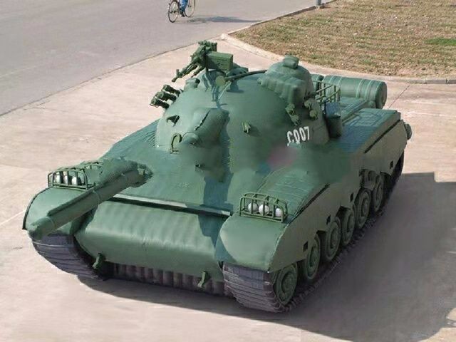 雁山小型军事坦克